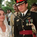 مكان غريب وغير متوقّع طلب فيه ملك الأردن يد زوجته الملكة رانيا!