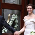 إيمي روسوم تتزوج المخرج المصري سام اسماعيل متألقة بثوب كارولينا هيريرا