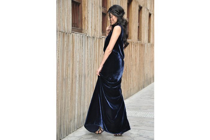 فستان من توقيع رولان موريه واطلالة شعر بالاسلوب اليوناني