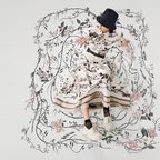 Dior تجسّد جمال وردة Rosa Mutabilis الثمينة في مجموعتها الجديدة