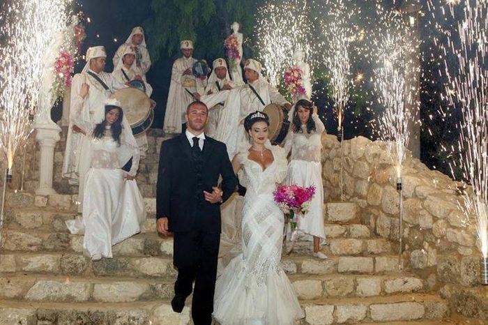 سيرين عبد النور يوم زفافها الحقيقي قبل 12 عاما