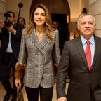 بصورة رومنسية وكلمات معبرة احتفلت الملكة رانيا بعيد زوجها!